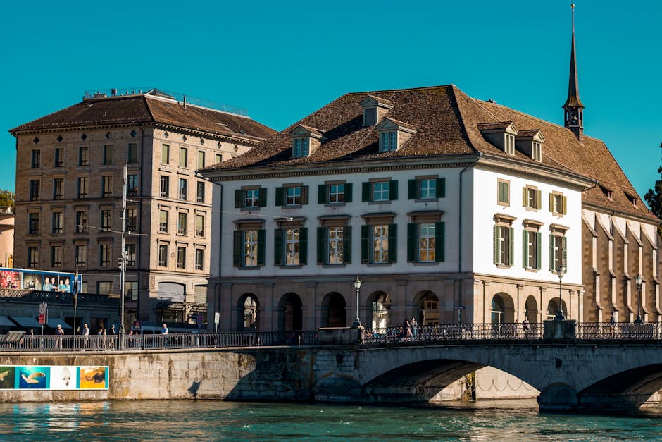 How to visit Zurich without selling a kidney: A survival guide