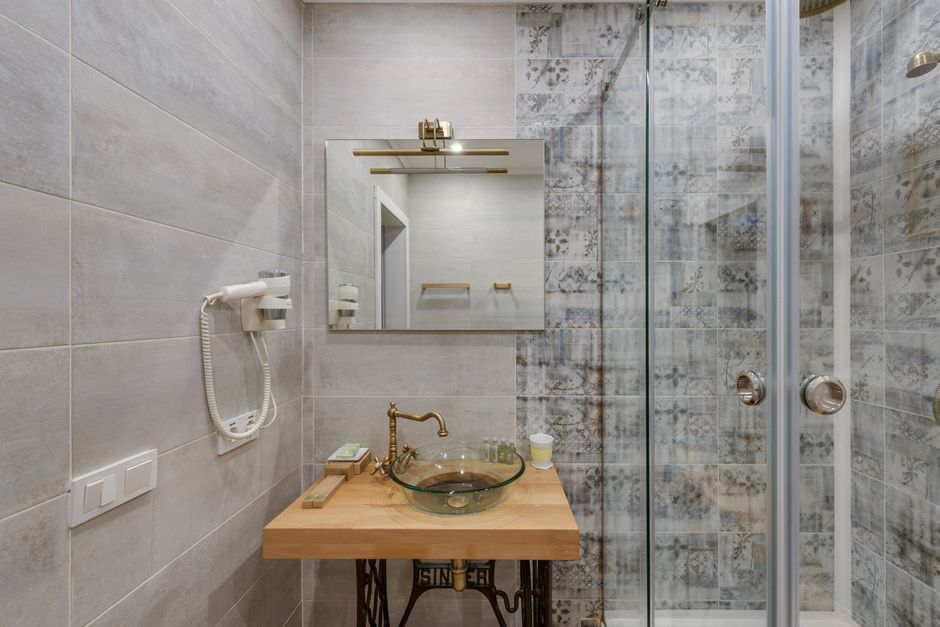 Delta Vs Moen Kitchen Faucets: Delta vs. Moen Kitchen Faucets: Which Brand Actually Lasts?