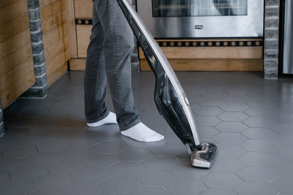 LEVOIT Cordless Vacuum Review: Auto-Empty Station and HyperPulse Technology for Effortless Cleaning